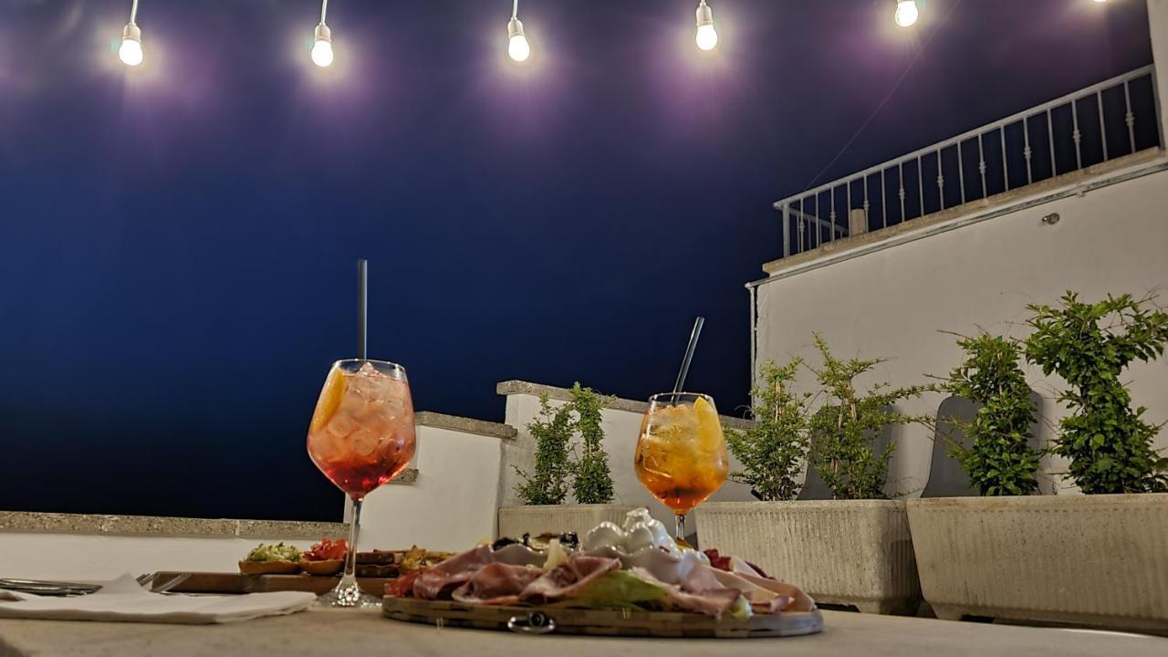 Elda Guest House ออสตูนี ภายนอก รูปภาพ